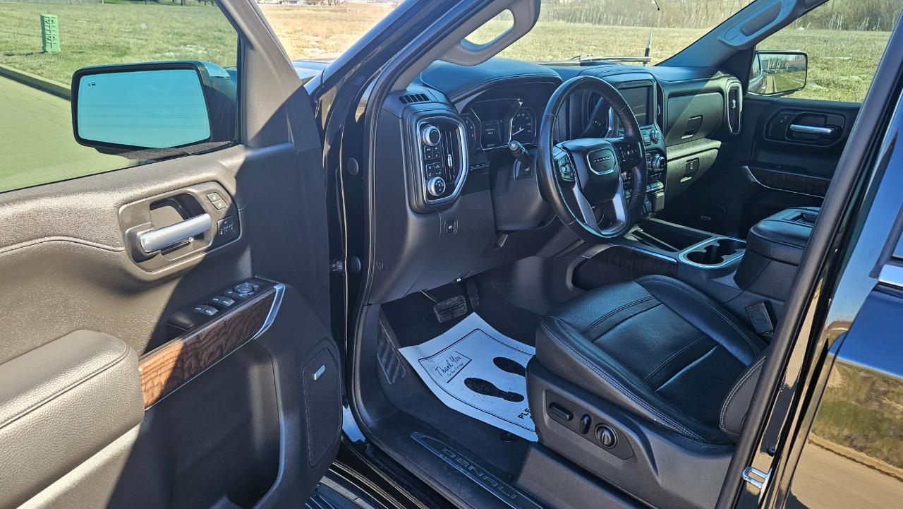 GMC Sierra 1500 4WD Crew Cab 147" Denali 2019