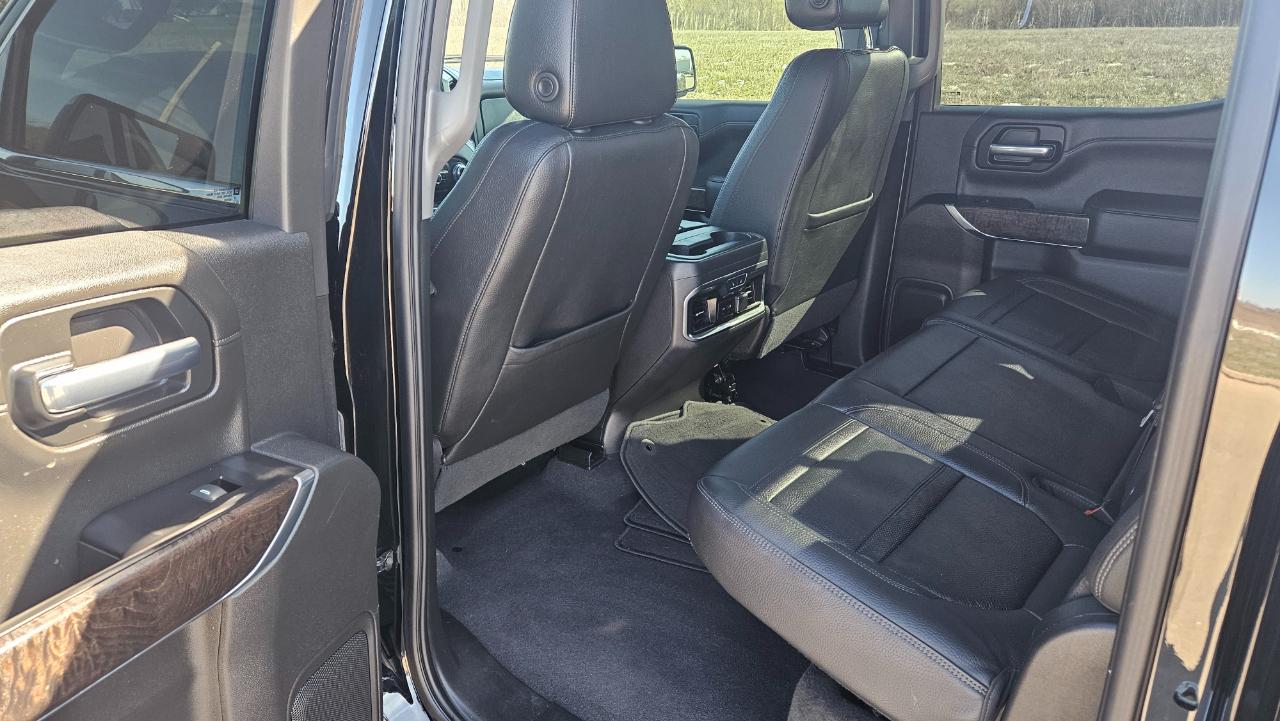 GMC Sierra 1500 4WD Crew Cab 147" Denali 2019