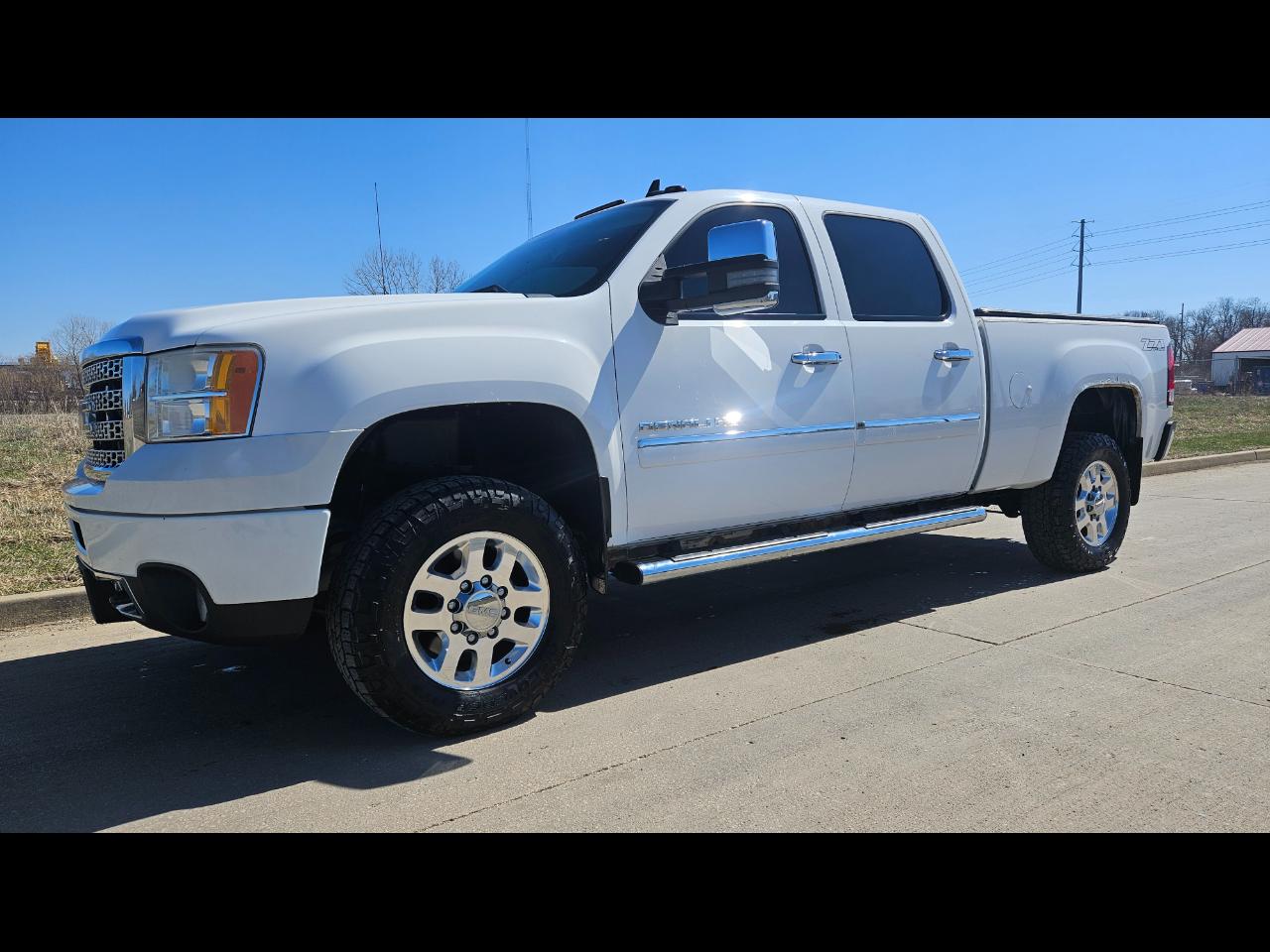 GMC Sierra 2500HD 4WD Crew Cab 153.7" Denali 2013