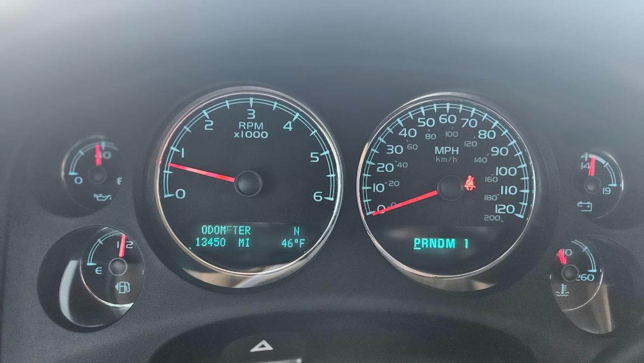 GMC Sierra 2500HD 4WD Crew Cab 153.7" Denali 2013