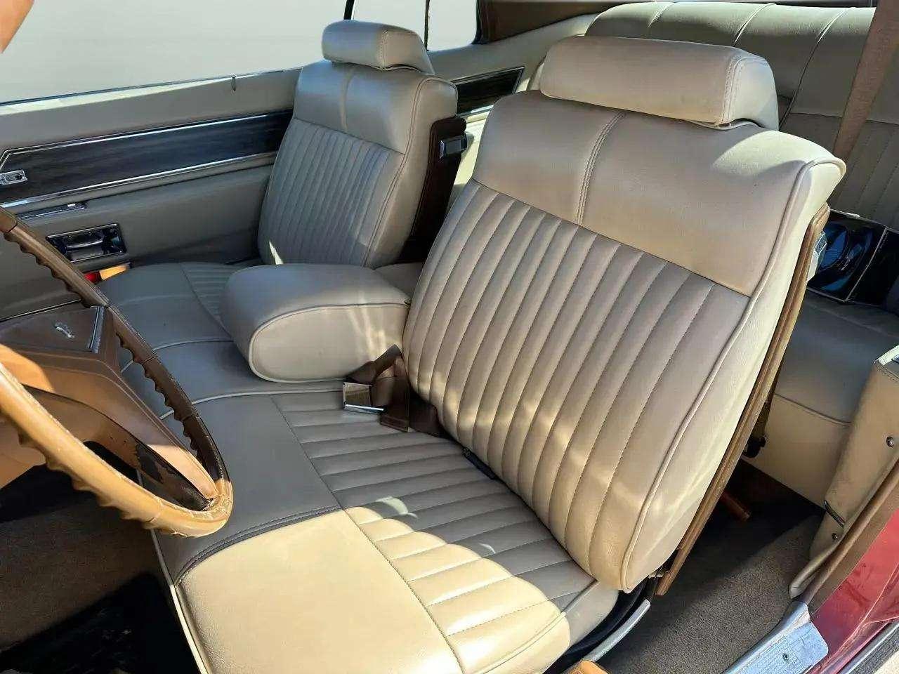 Cadillac Coupe De Ville Base 1972