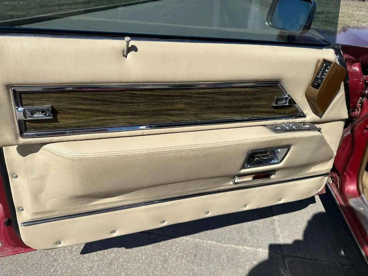 Cadillac Coupe De Ville Base 1972