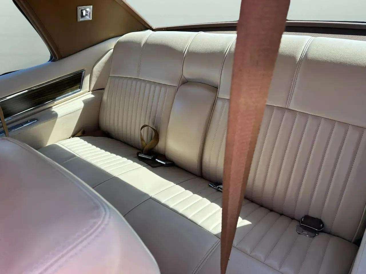 Cadillac Coupe De Ville Base 1972