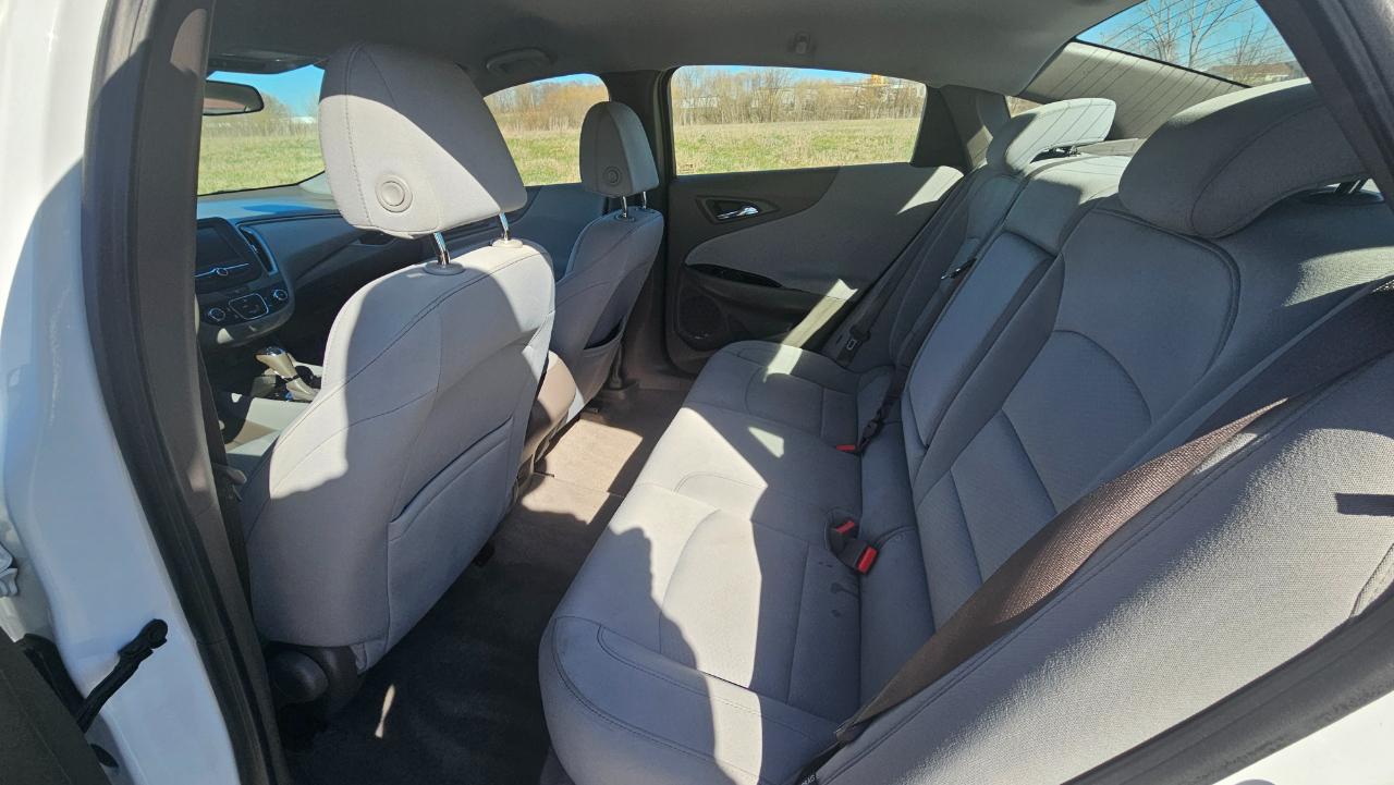 Chevrolet Malibu 4dr Sdn LS w/1LS 2016