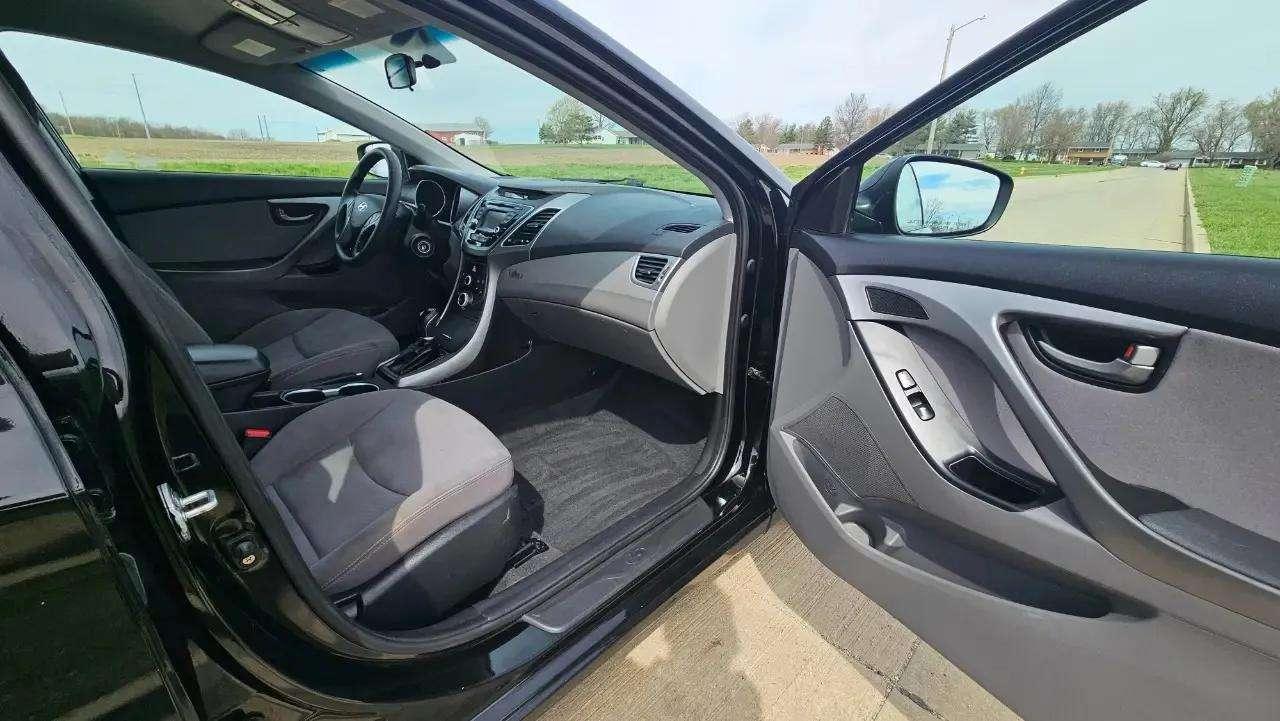 Hyundai Elantra 4dr Sdn Auto SE (Ulsan Plant) 2016