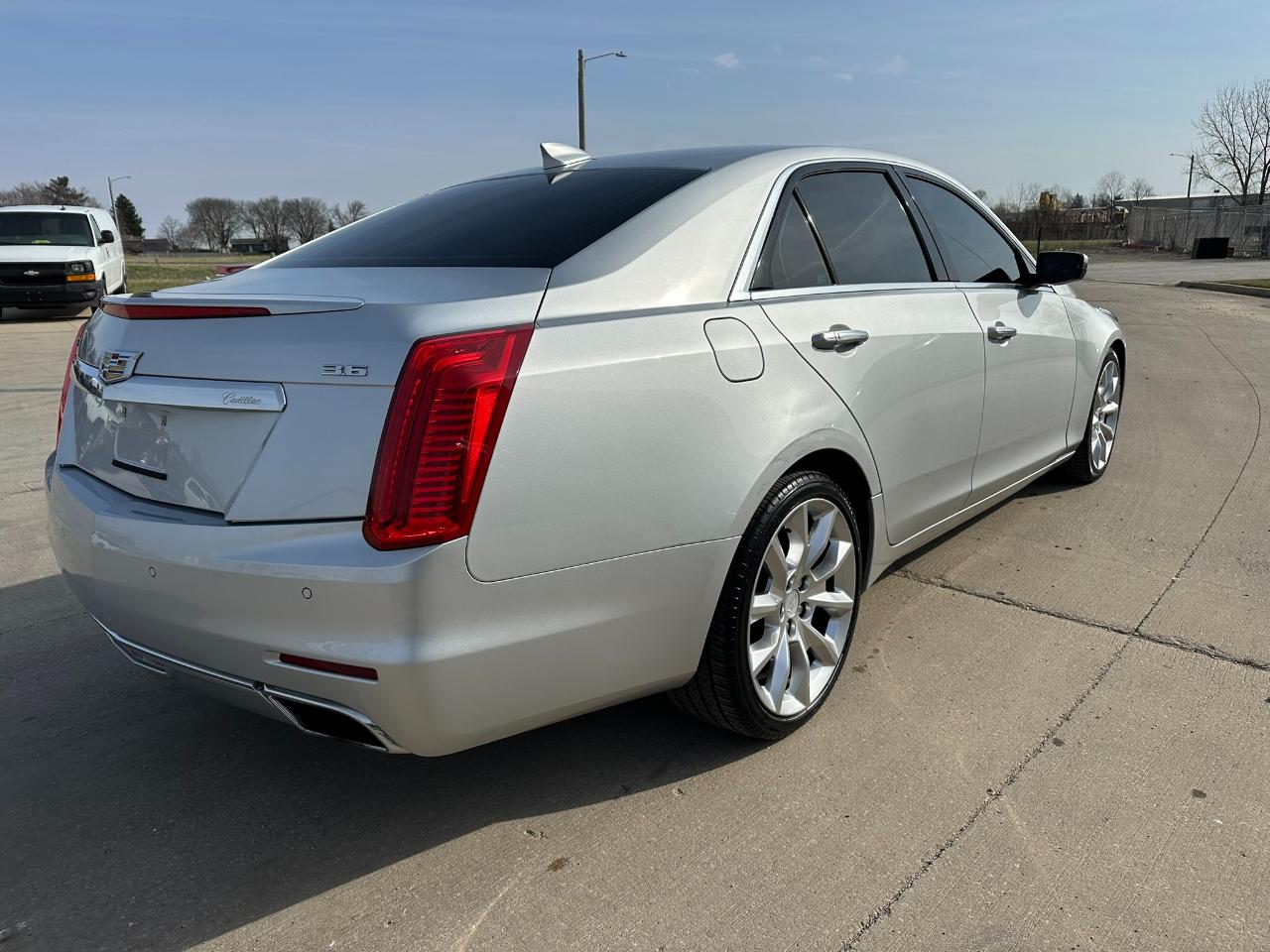 Cadillac CTS Sedan 4dr Sdn 3.6L Luxury Collection RWD 2016