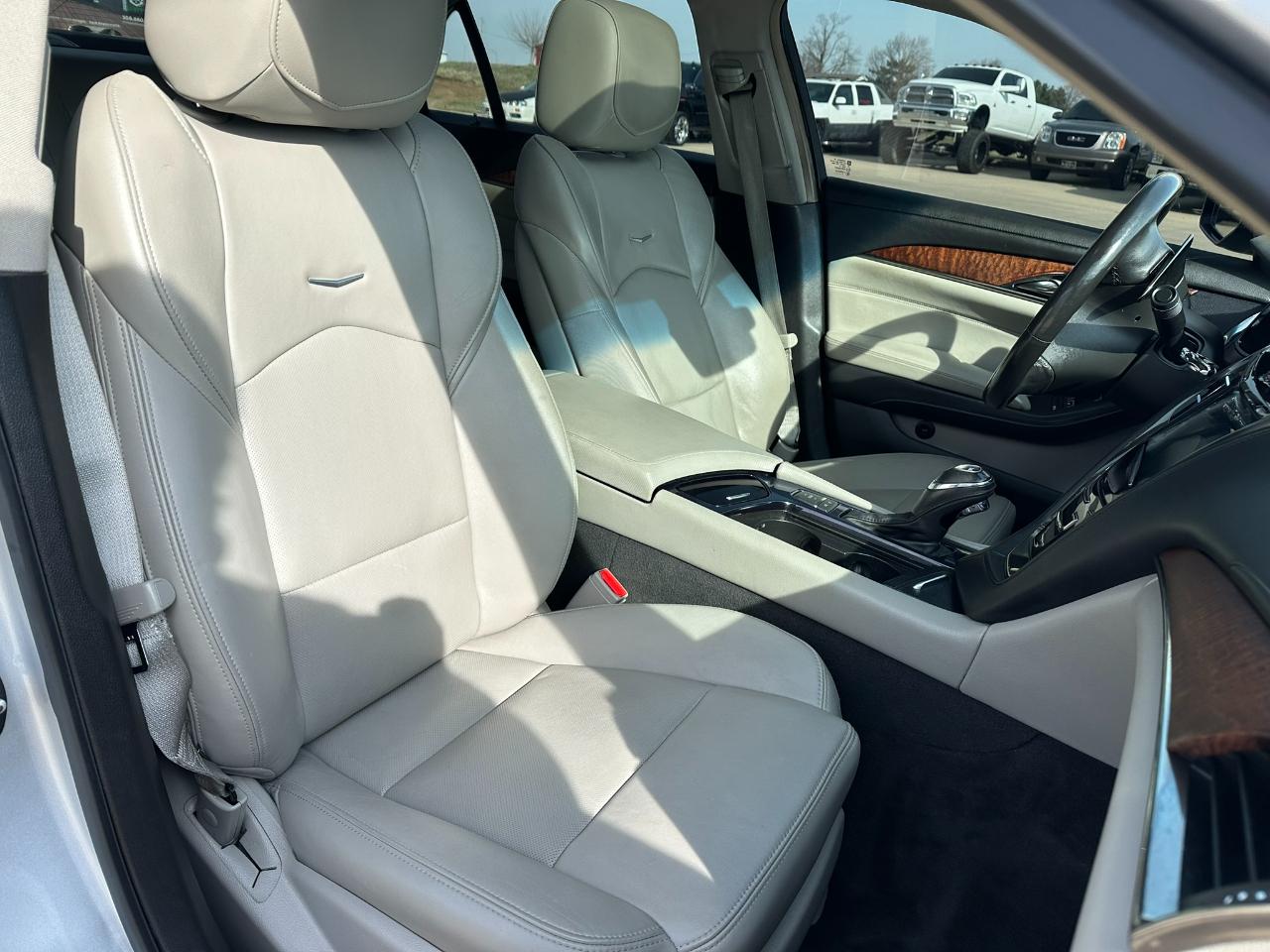 Cadillac CTS Sedan 4dr Sdn 3.6L Luxury Collection RWD 2016