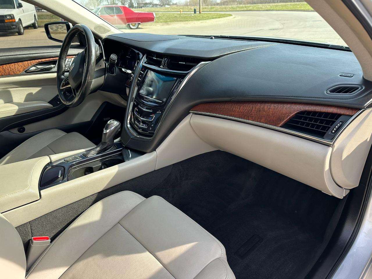 Cadillac CTS Sedan 4dr Sdn 3.6L Luxury Collection RWD 2016