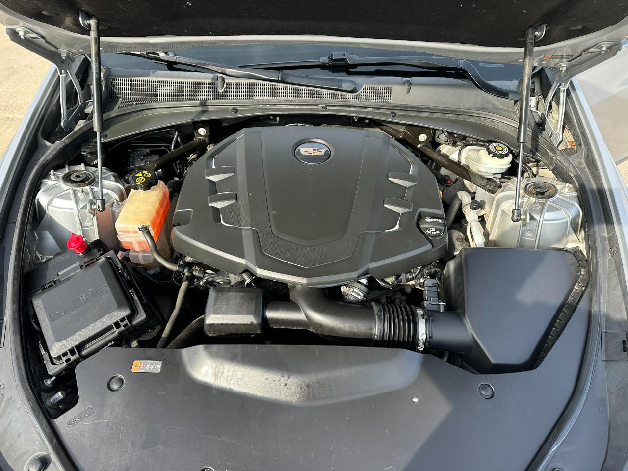 Cadillac CTS Sedan 4dr Sdn 3.6L Luxury Collection RWD 2016