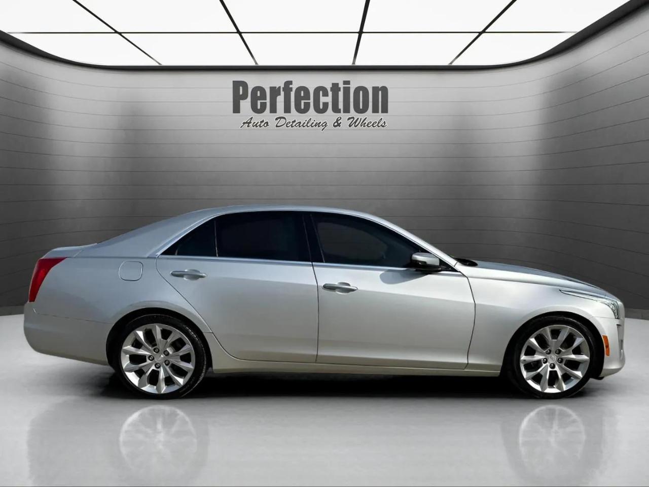 Cadillac CTS Sedan 4dr Sdn 3.6L Luxury Collection RWD 2016