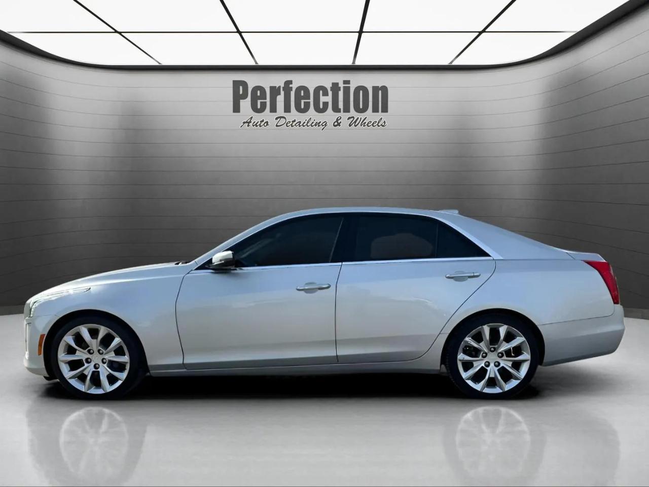 Cadillac CTS Sedan 4dr Sdn 3.6L Luxury Collection RWD 2016