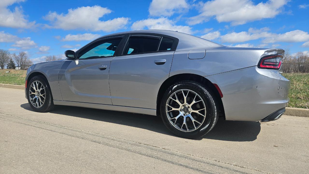 Dodge Charger 4dr Sdn SXT AWD 2015