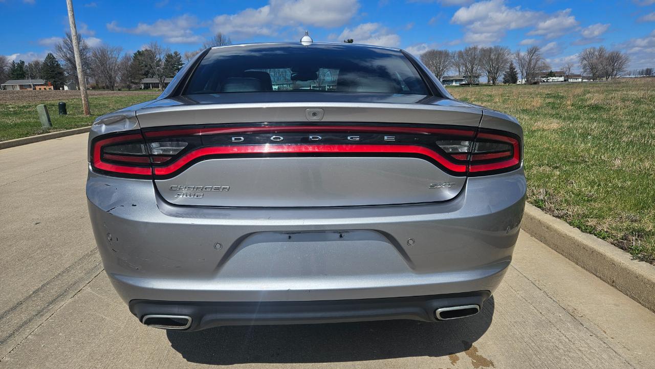 Dodge Charger 4dr Sdn SXT AWD 2015