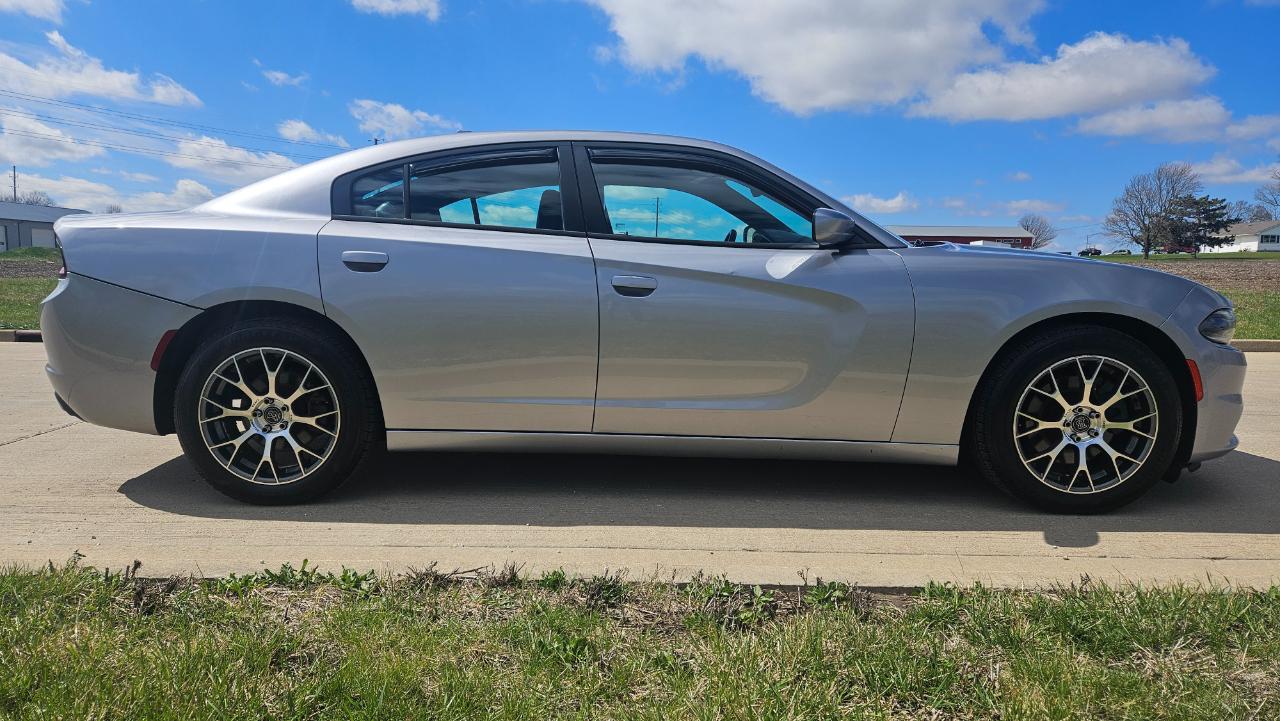 Dodge Charger 4dr Sdn SXT AWD 2015