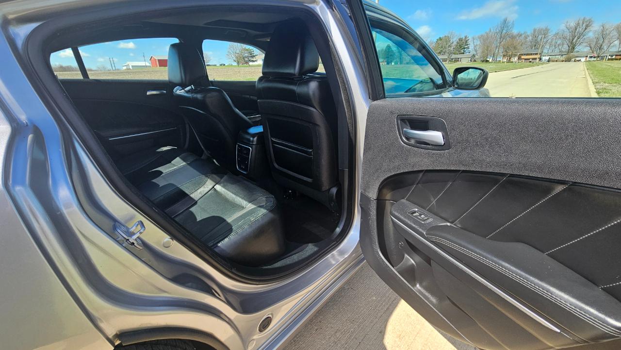 Dodge Charger 4dr Sdn SXT AWD 2015