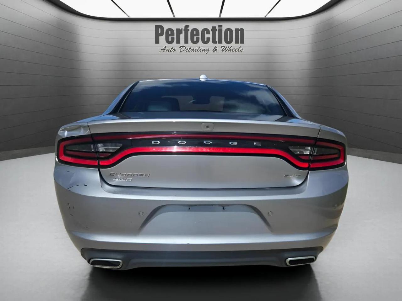 Dodge Charger 4dr Sdn SXT AWD 2015