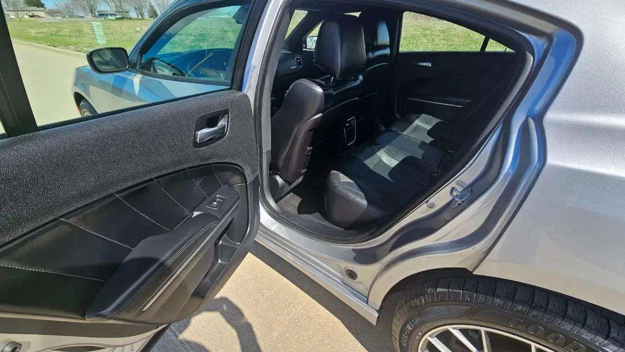 Dodge Charger 4dr Sdn SXT AWD 2015