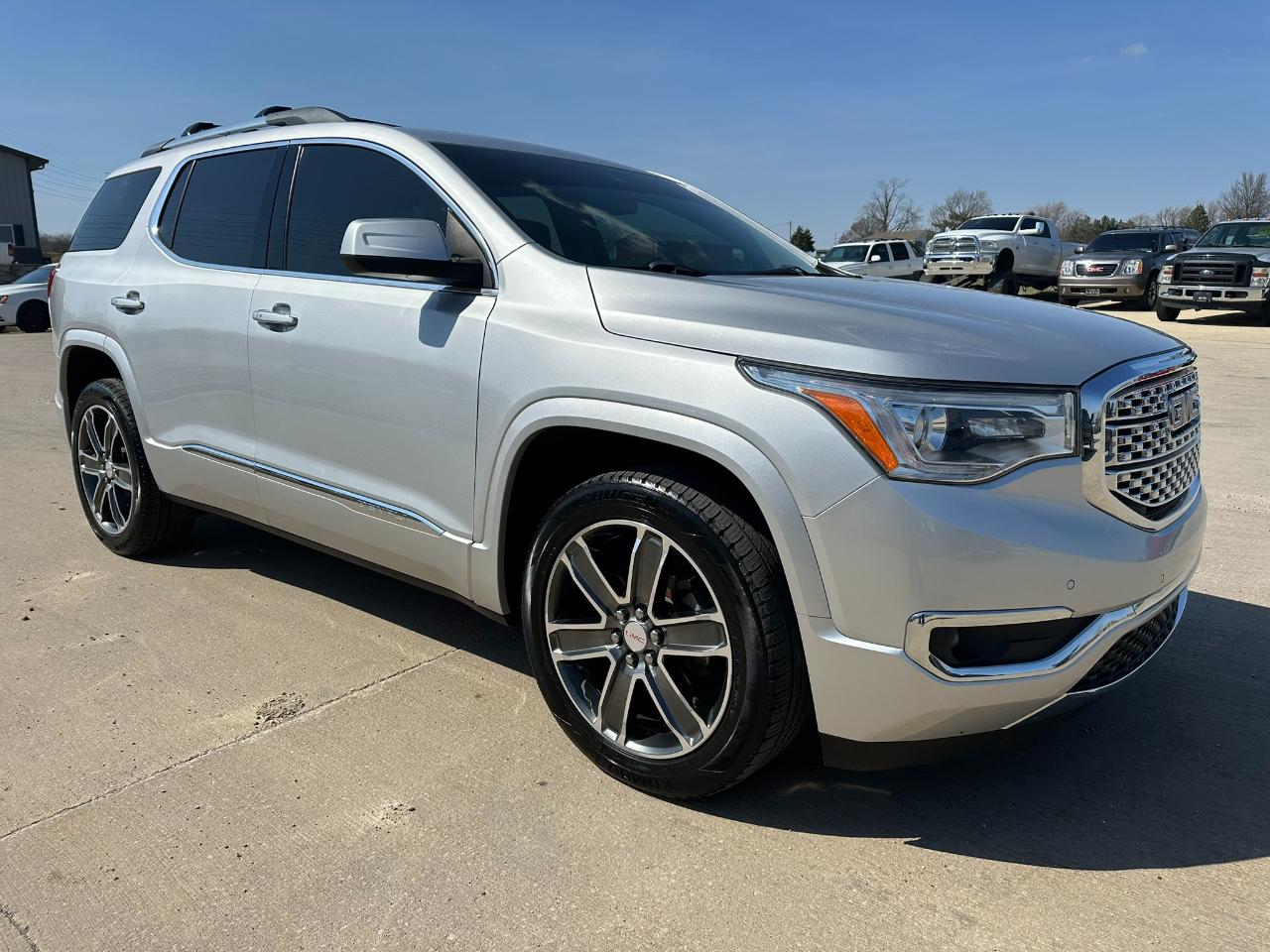 GMC Acadia AWD 4dr Denali 2019