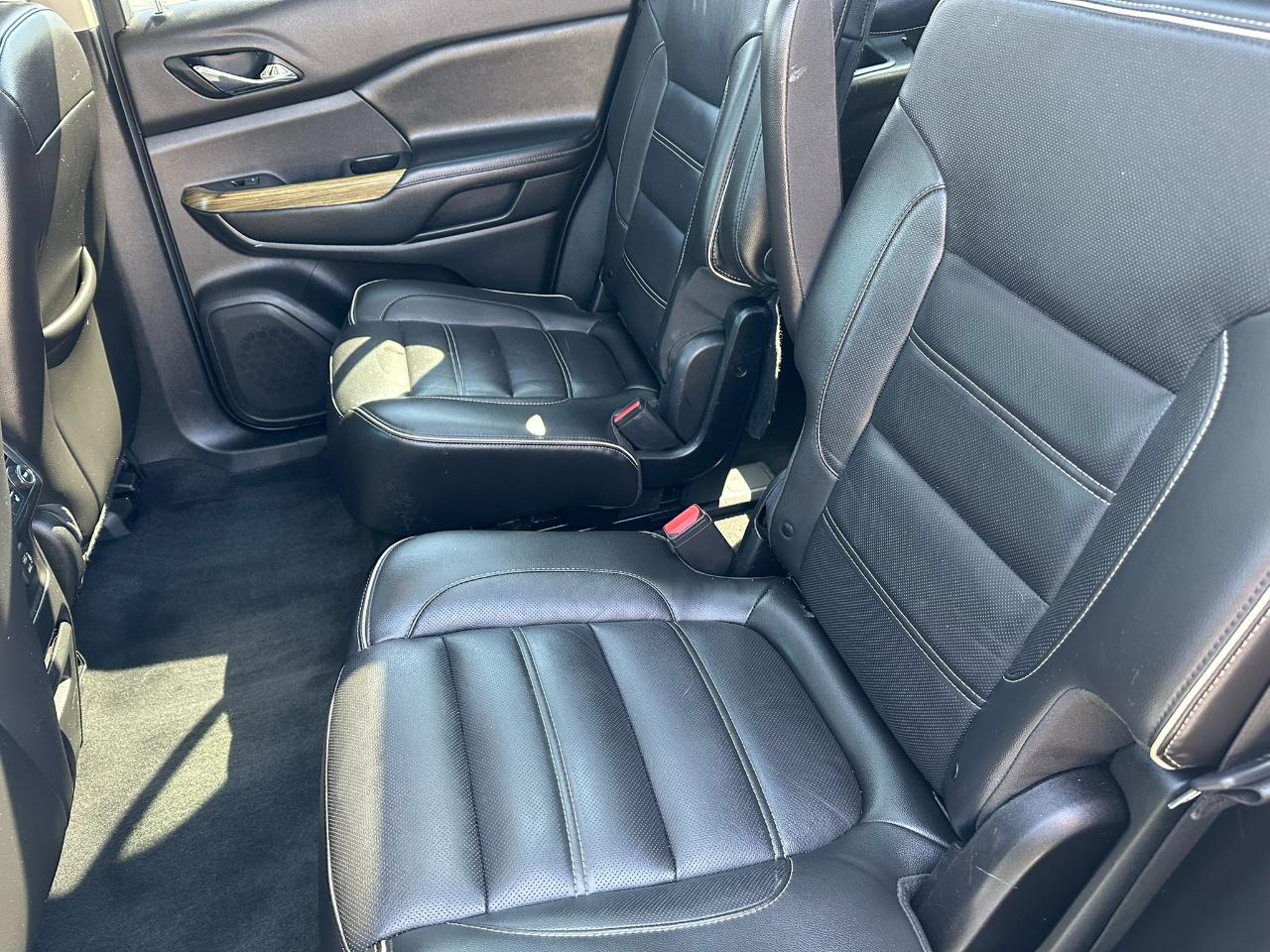 GMC Acadia AWD 4dr Denali 2019