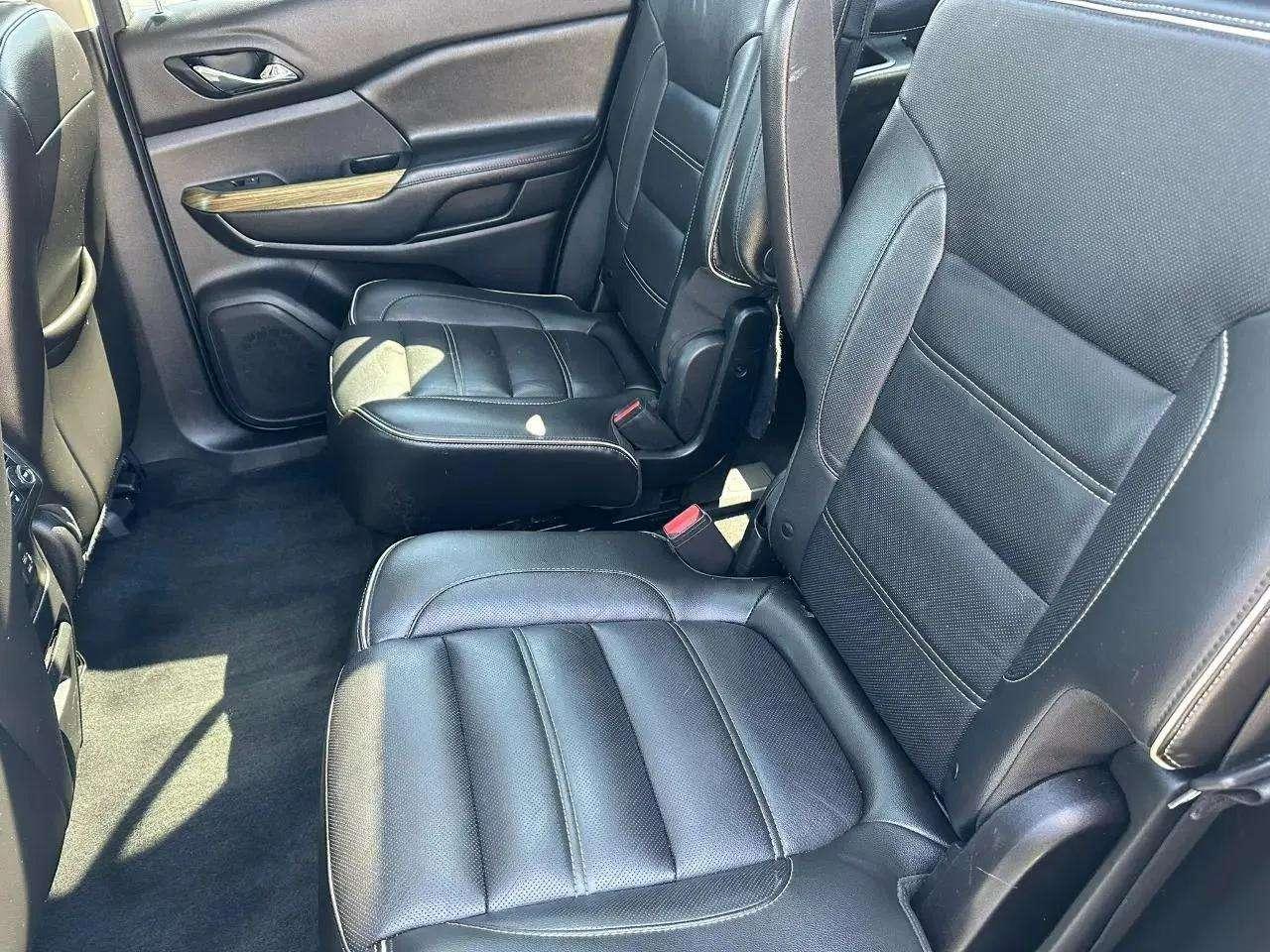 GMC Acadia AWD 4dr Denali 2019