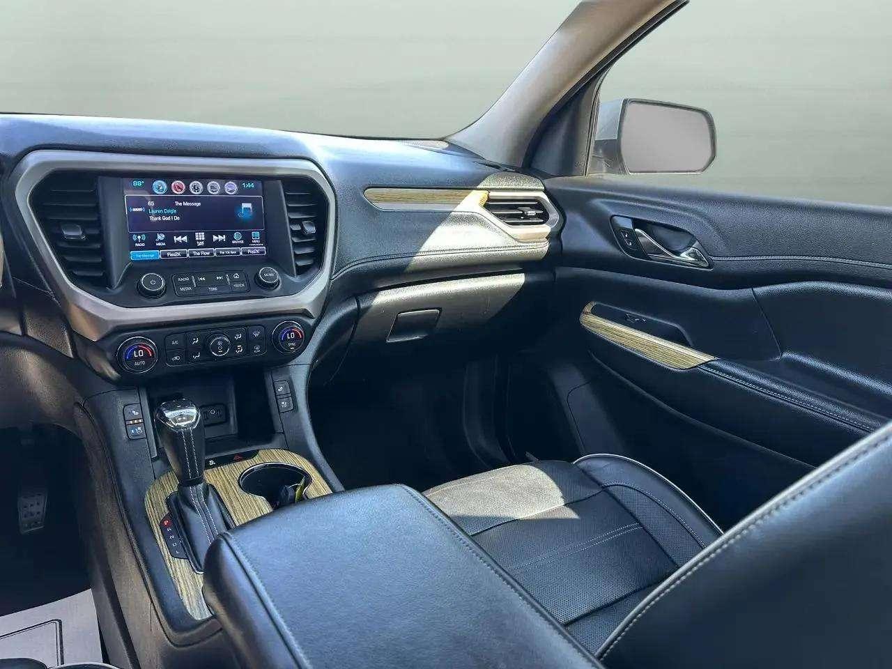 GMC Acadia AWD 4dr Denali 2019