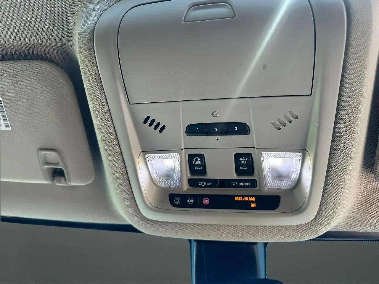 GMC Acadia AWD 4dr Denali 2019