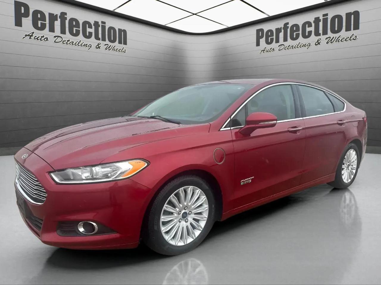 2016 Ford Fusion Energi 4dr Sdn SE Luxury