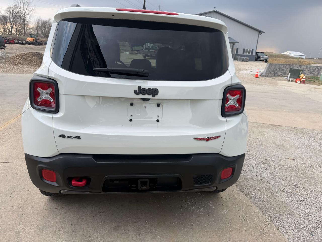 Jeep Renegade 4WD 4dr Trailhawk 2016