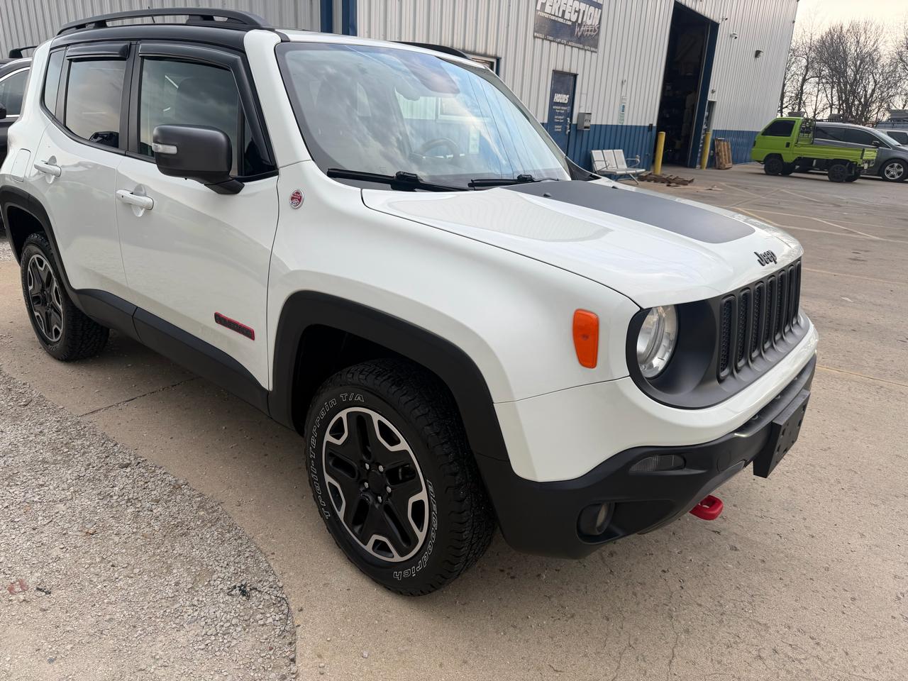 Jeep Renegade 4WD 4dr Trailhawk 2016