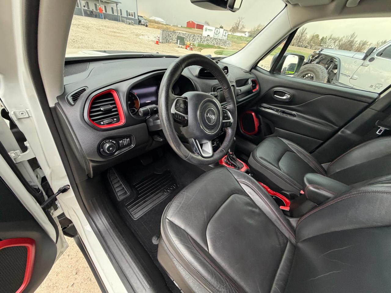 Jeep Renegade 4WD 4dr Trailhawk 2016