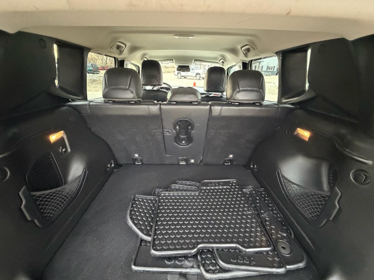 Jeep Renegade 4WD 4dr Trailhawk 2016