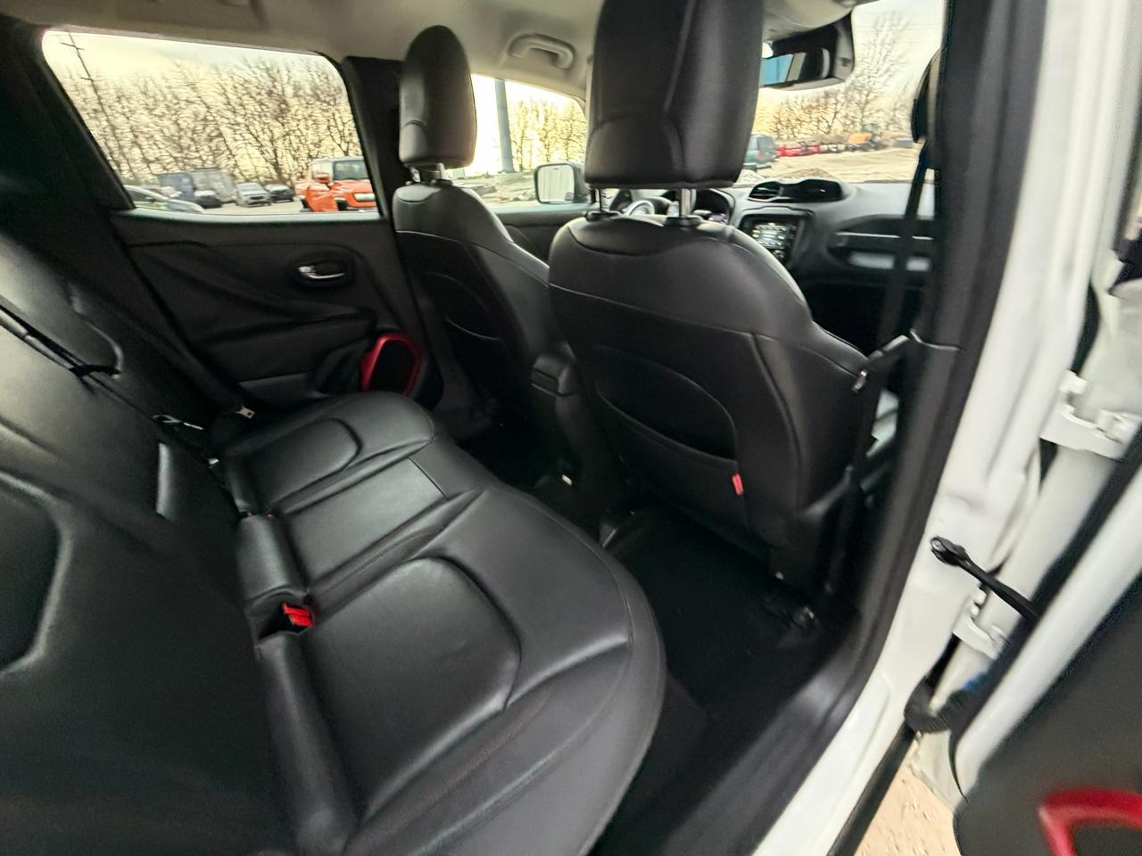 Jeep Renegade 4WD 4dr Trailhawk 2016