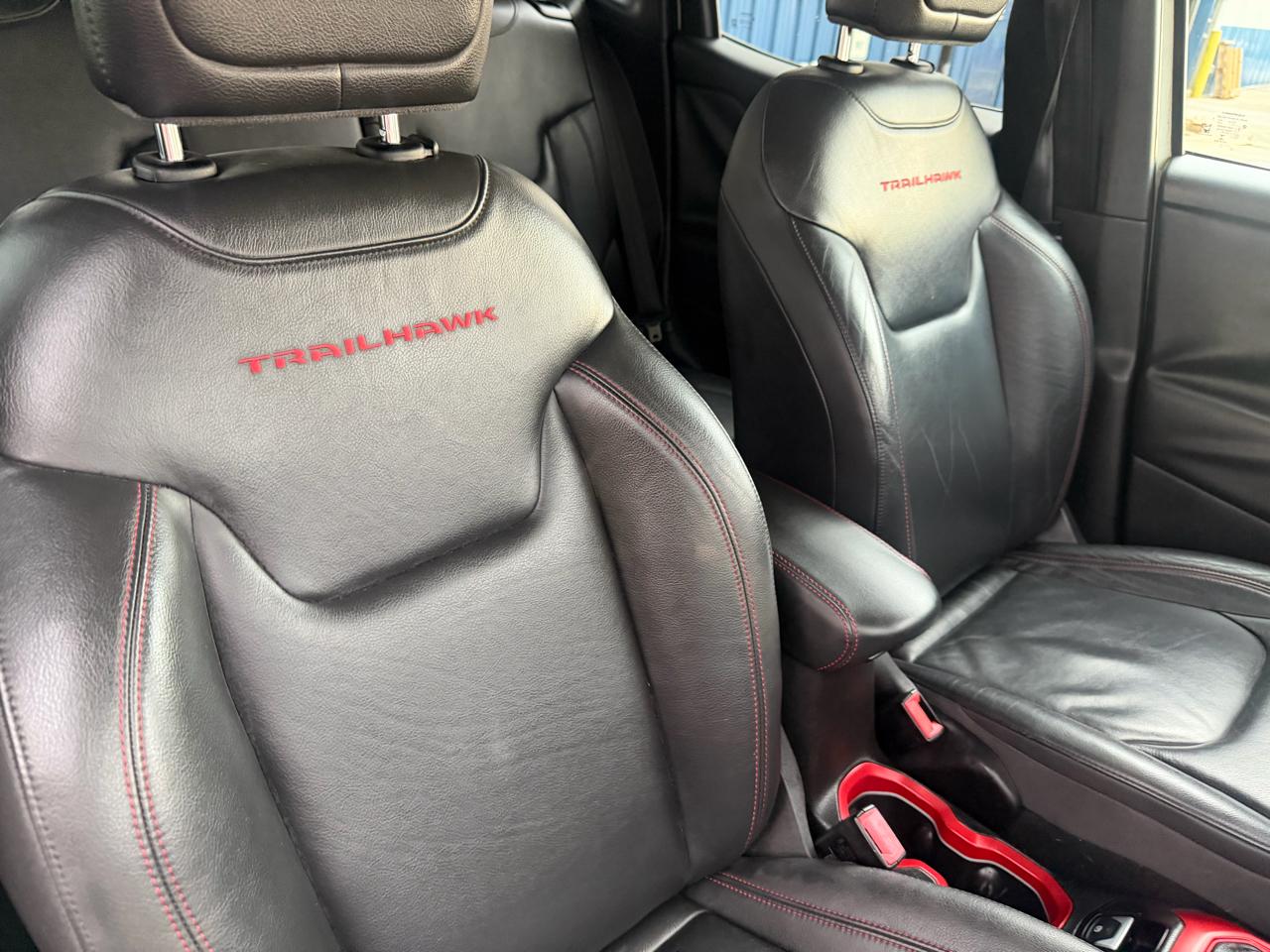 Jeep Renegade 4WD 4dr Trailhawk 2016