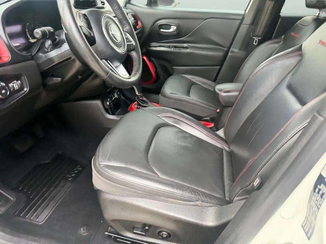 Jeep Renegade 4WD 4dr Trailhawk 2016