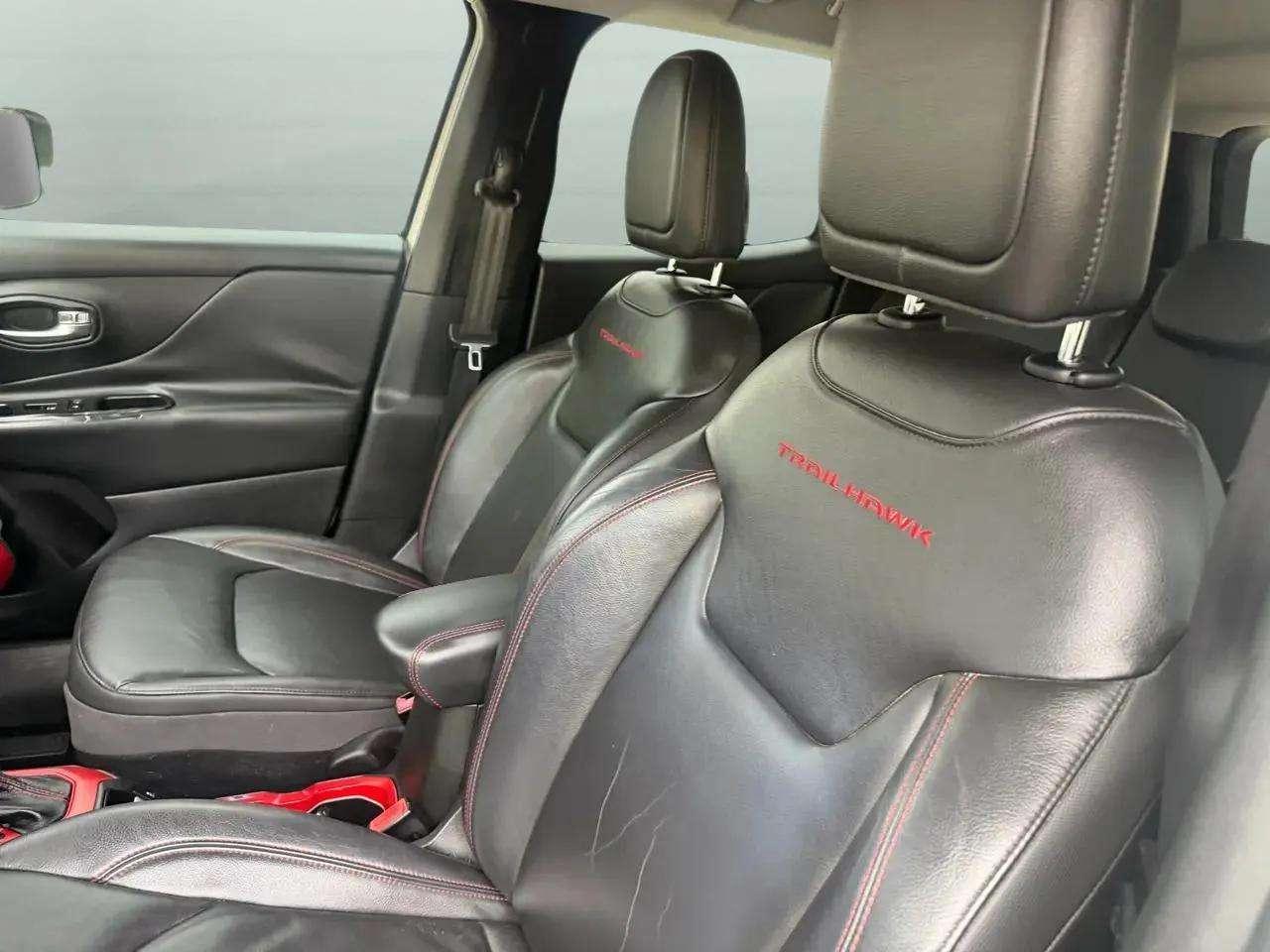 Jeep Renegade 4WD 4dr Trailhawk 2016