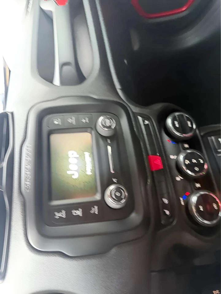 Jeep Renegade 4WD 4dr Trailhawk 2016