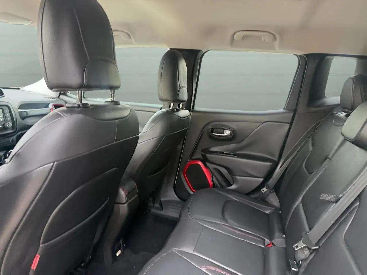 Jeep Renegade 4WD 4dr Trailhawk 2016