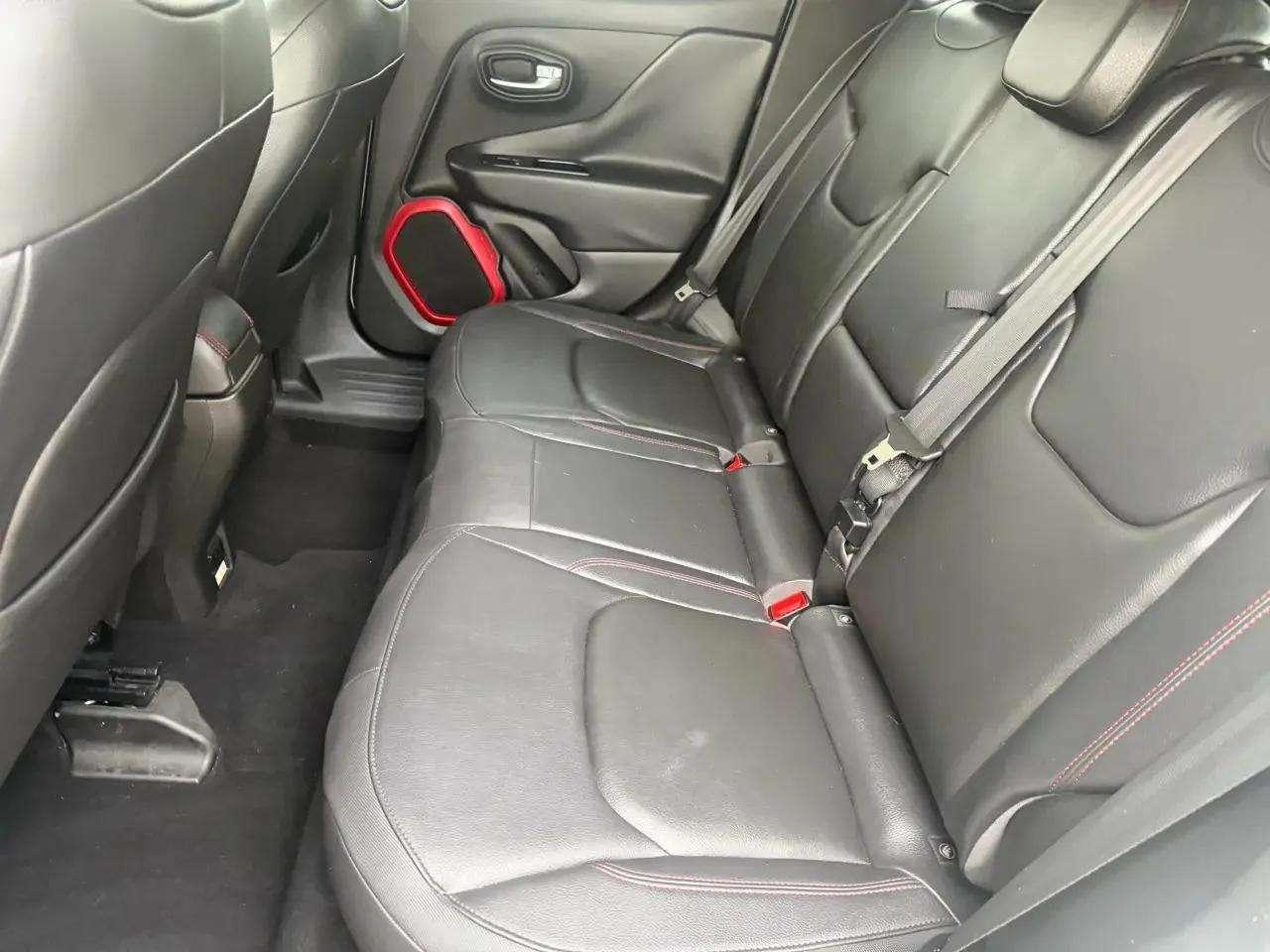 Jeep Renegade 4WD 4dr Trailhawk 2016