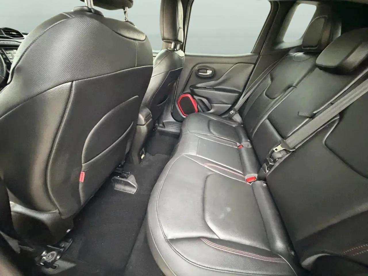 Jeep Renegade 4WD 4dr Trailhawk 2016