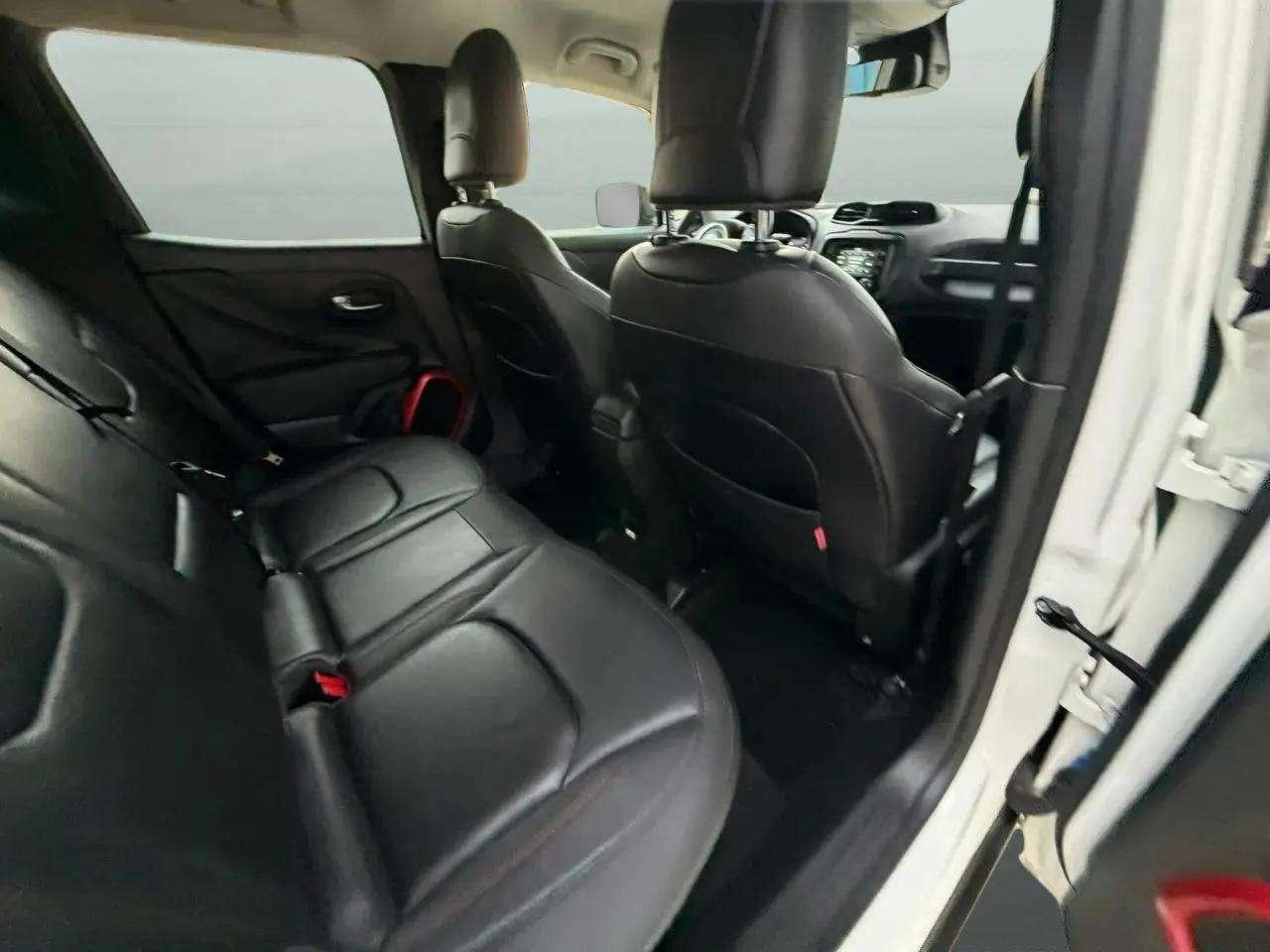 Jeep Renegade 4WD 4dr Trailhawk 2016