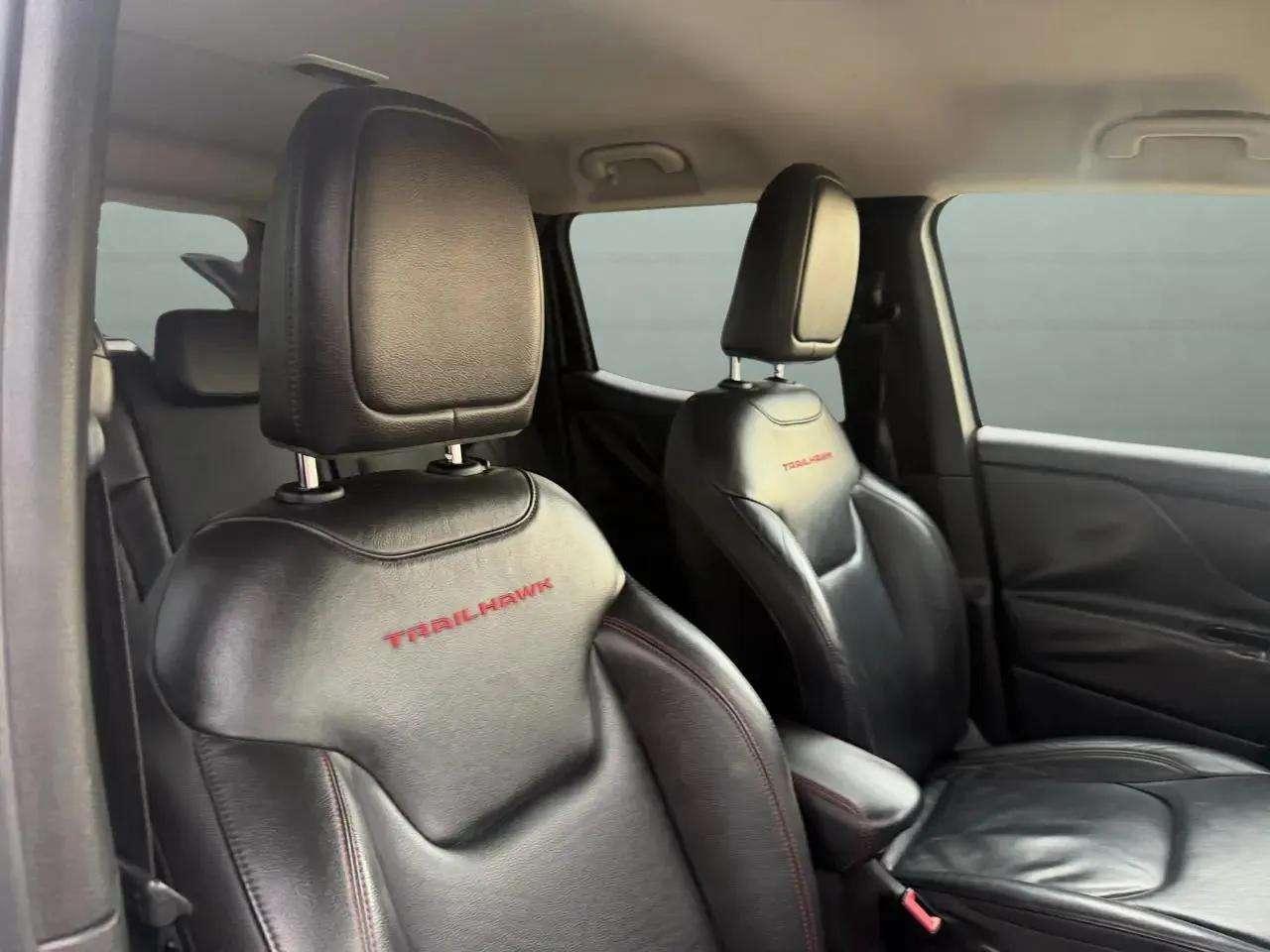 Jeep Renegade 4WD 4dr Trailhawk 2016