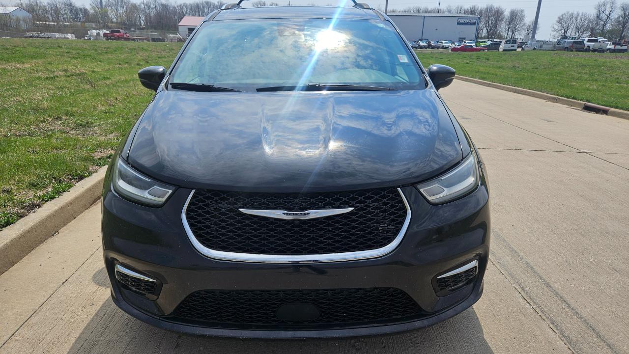 Chrysler Pacifica Touring L FWD 2021