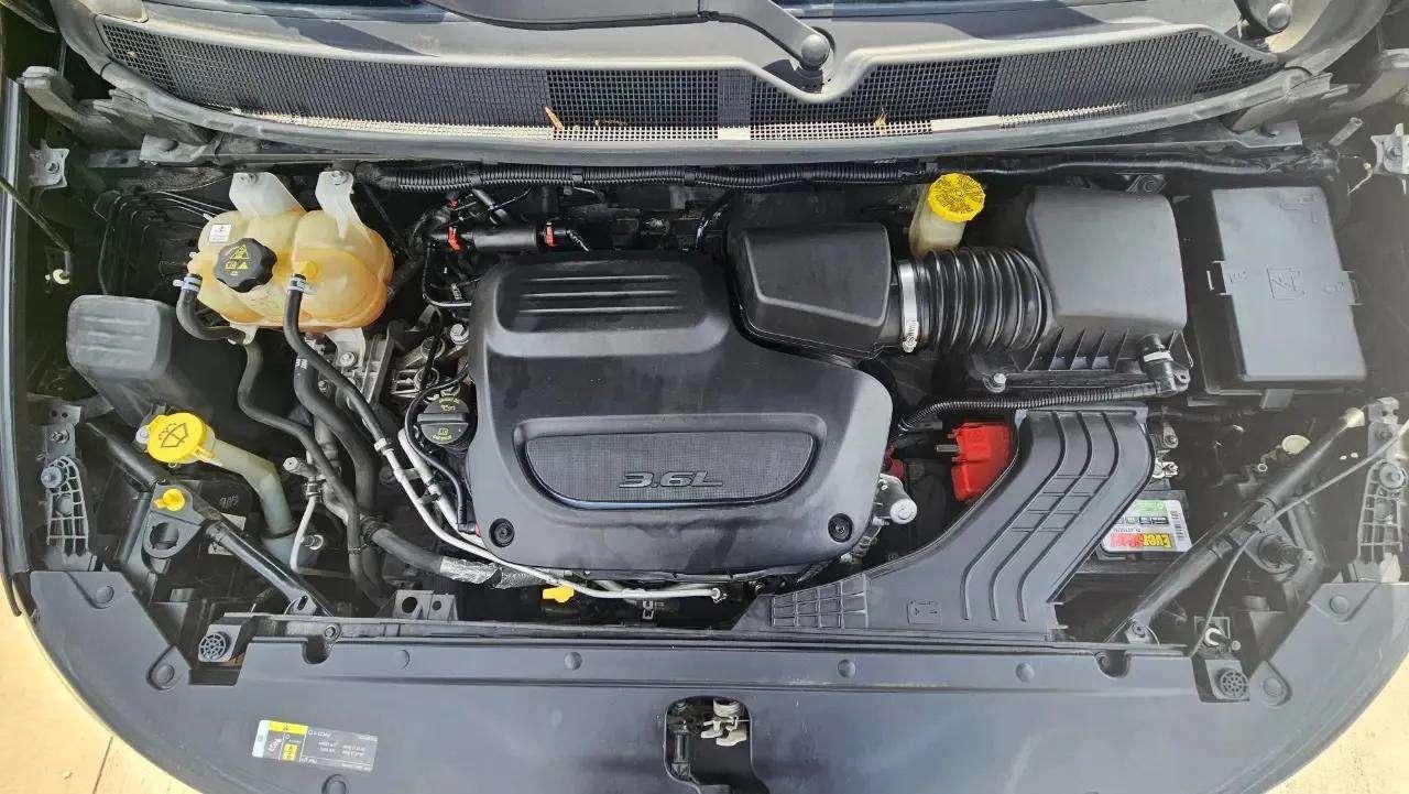 Chrysler Pacifica Touring L FWD 2021