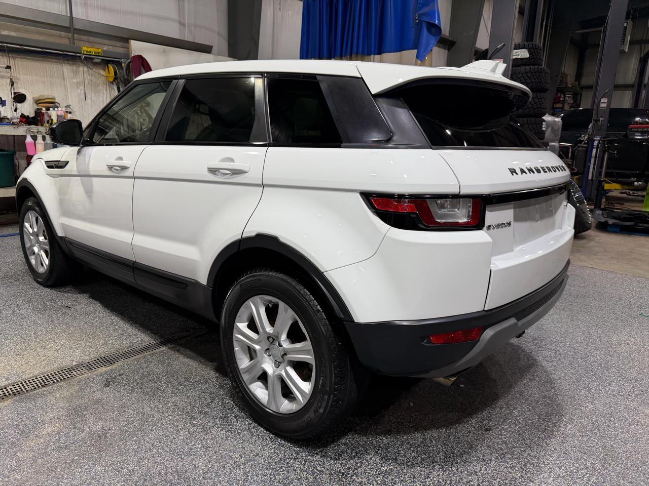 Land Rover Range Rover Evoque 5dr HB SE 2016