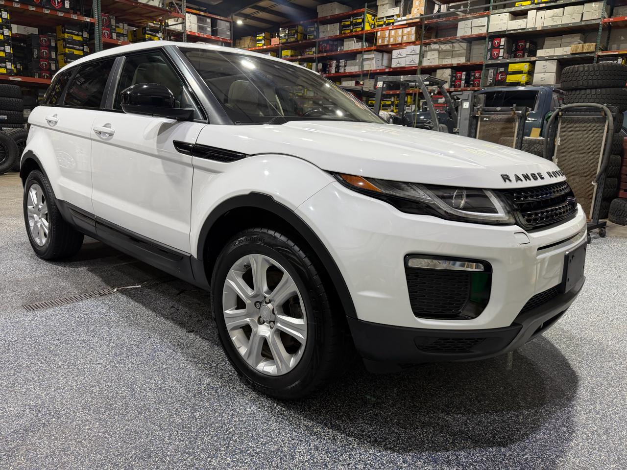 Land Rover Range Rover Evoque 5dr HB SE 2016
