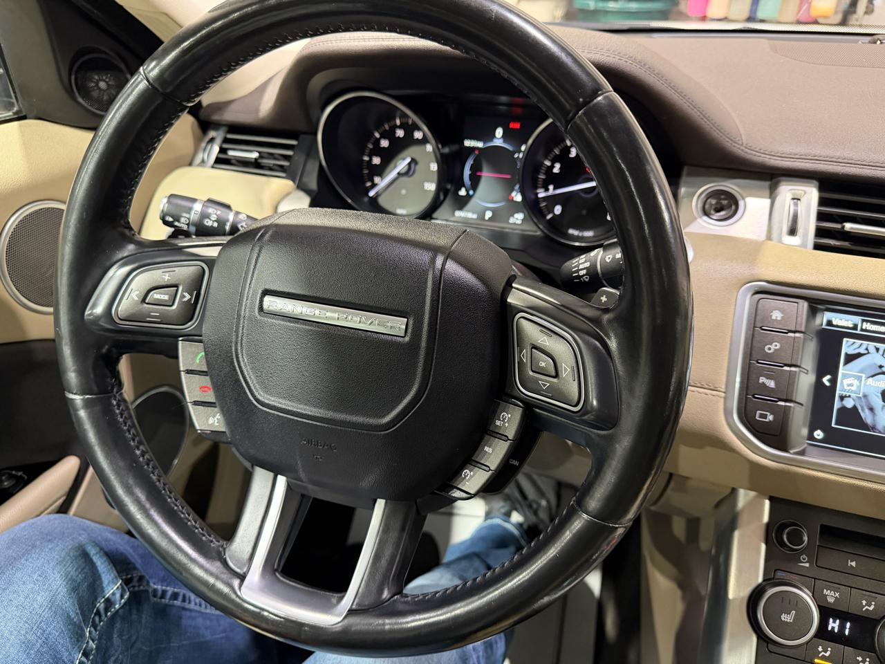 Land Rover Range Rover Evoque 5dr HB SE 2016