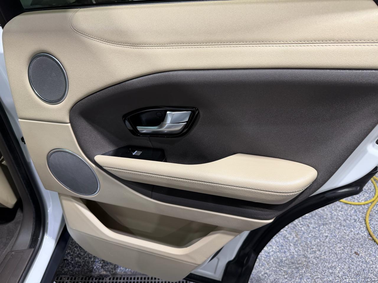 Land Rover Range Rover Evoque 5dr HB SE 2016