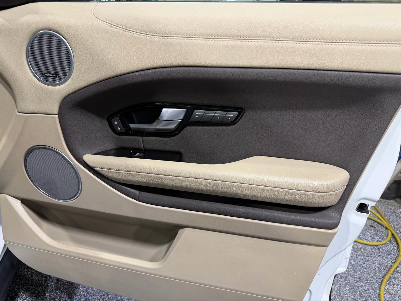 Land Rover Range Rover Evoque 5dr HB SE 2016