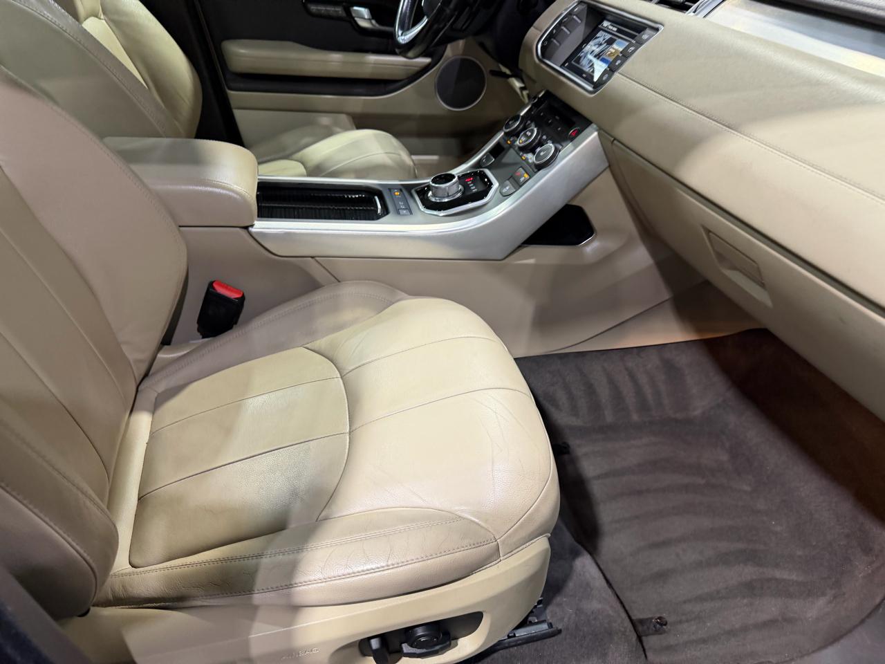 Land Rover Range Rover Evoque 5dr HB SE 2016