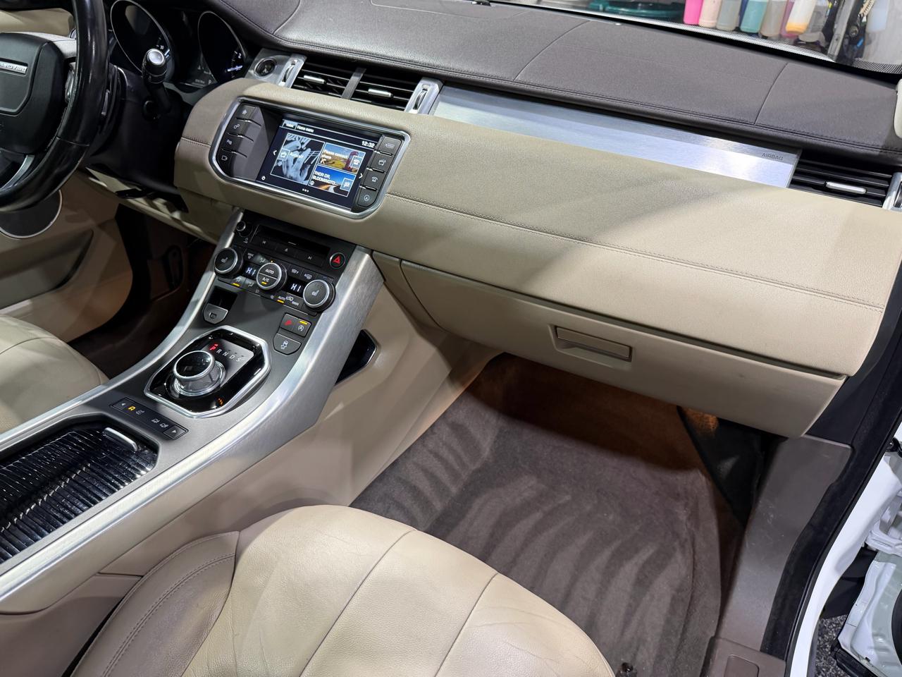 Land Rover Range Rover Evoque 5dr HB SE 2016